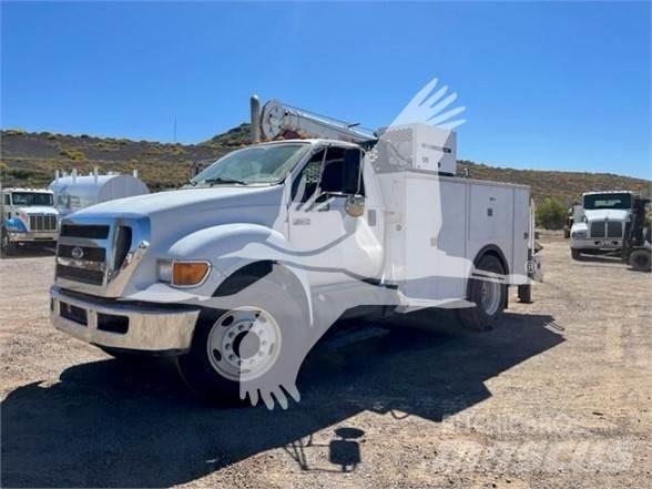 Ford F750 Drugo