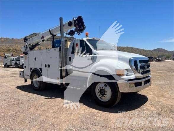 Ford F750 Drugo