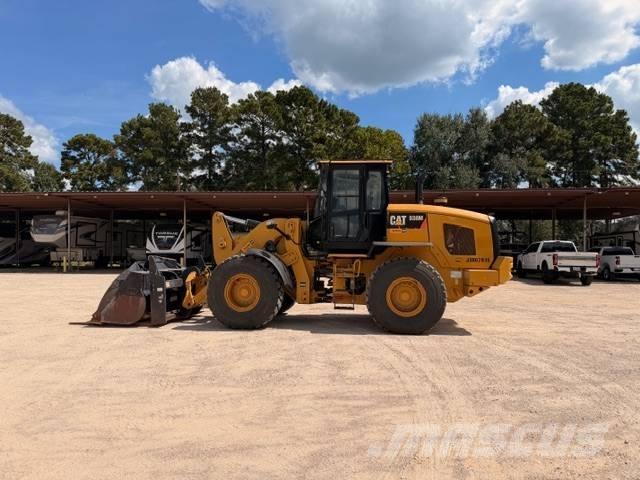 CAT 938M Kolesni nakladalci