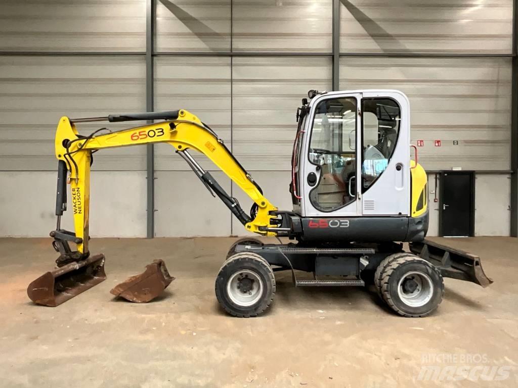 Neuson 6503 WD Bagri na kolesih
