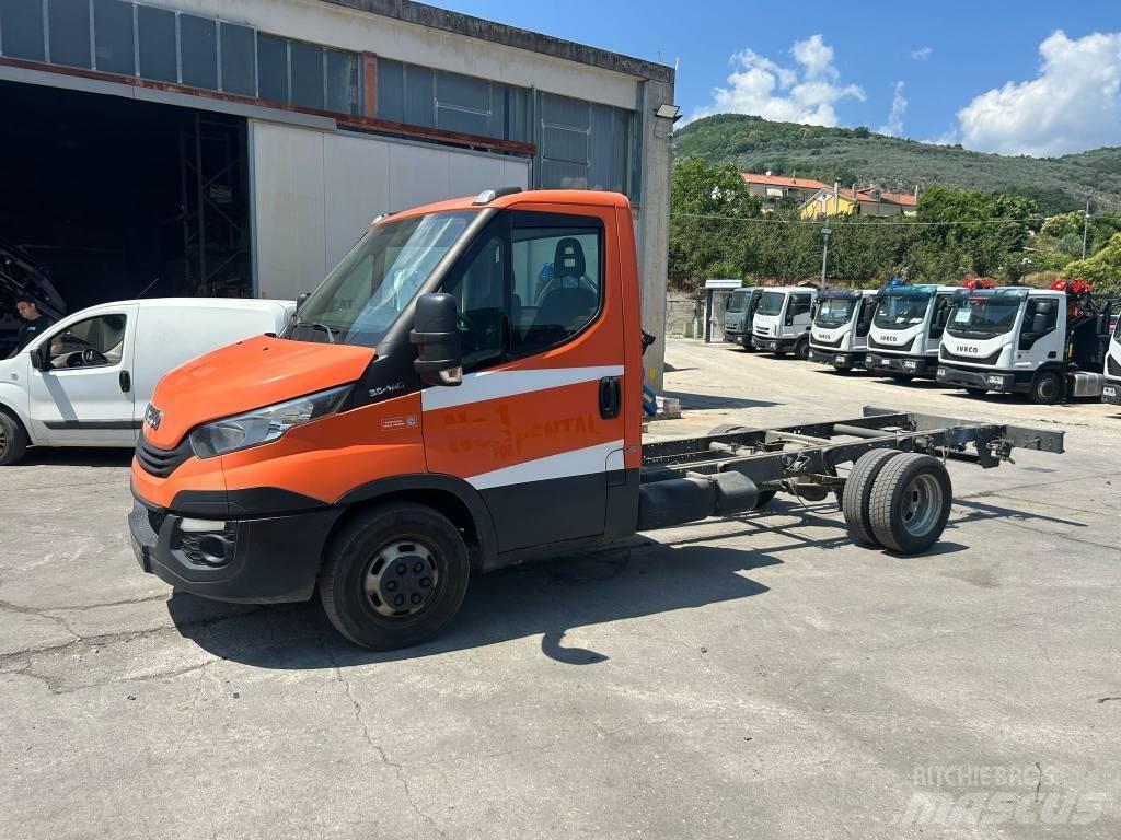 Iveco Daily 35-140 Avtotransporterji
