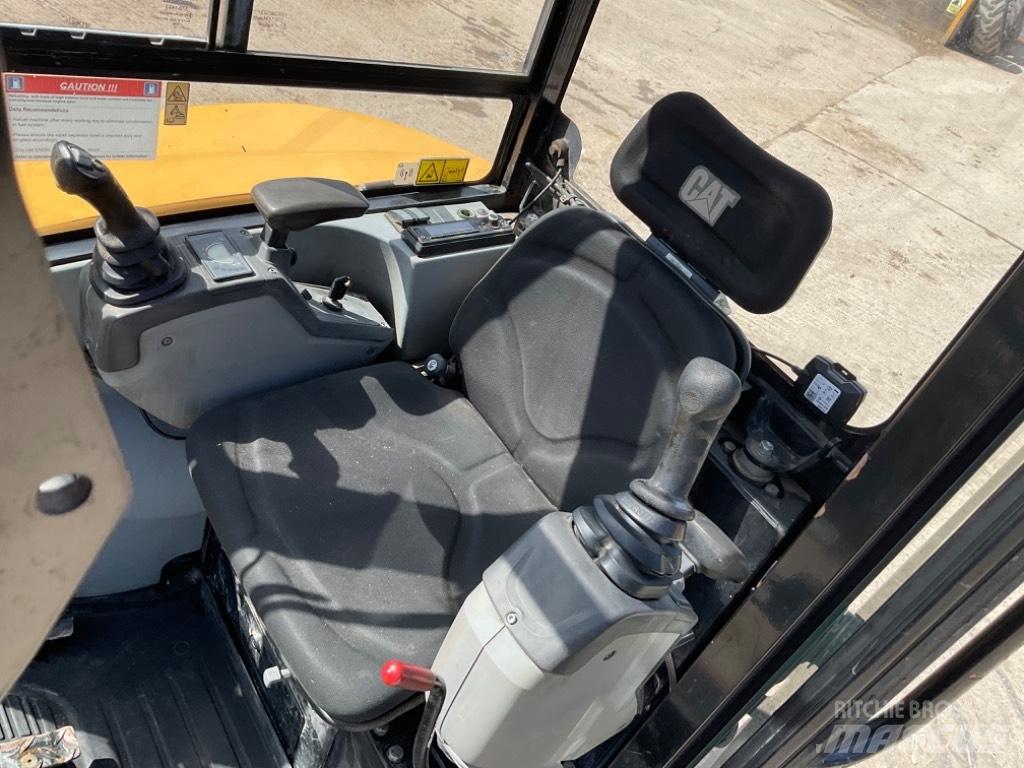 CAT 302.7 D CR Mini bagri <7t