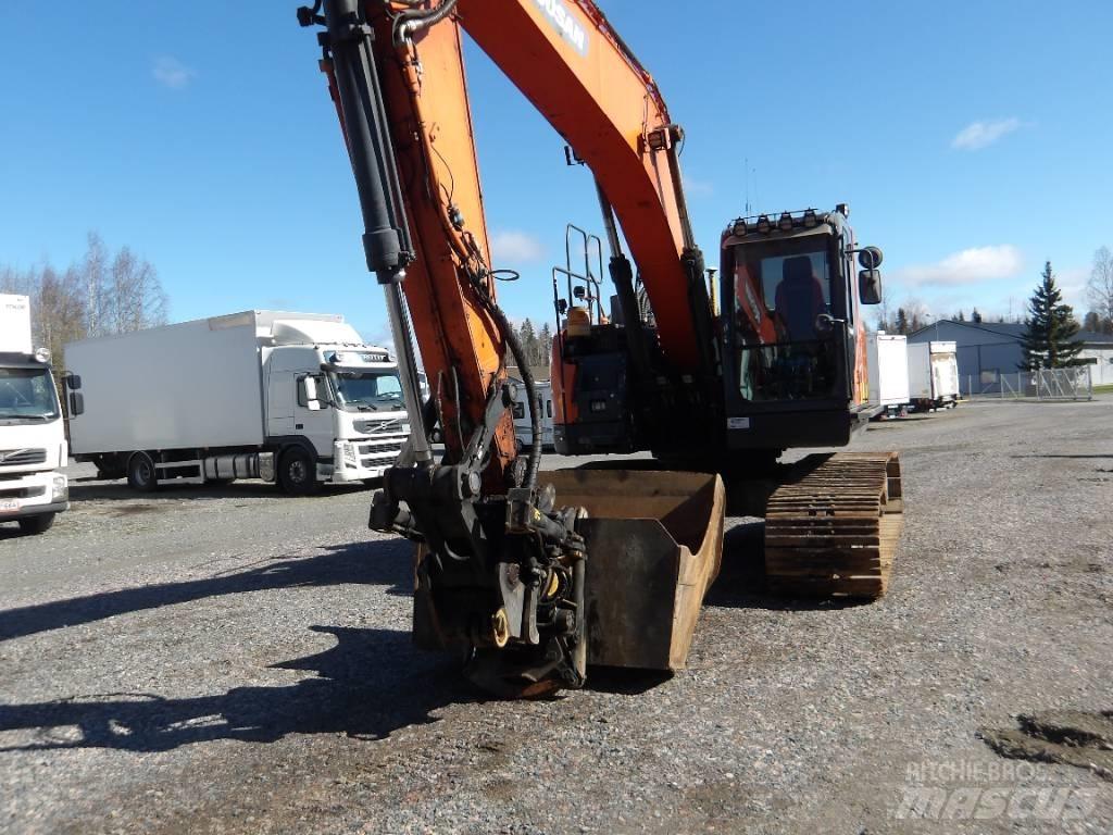 Doosan DX 235 LCR Bagri goseničarji