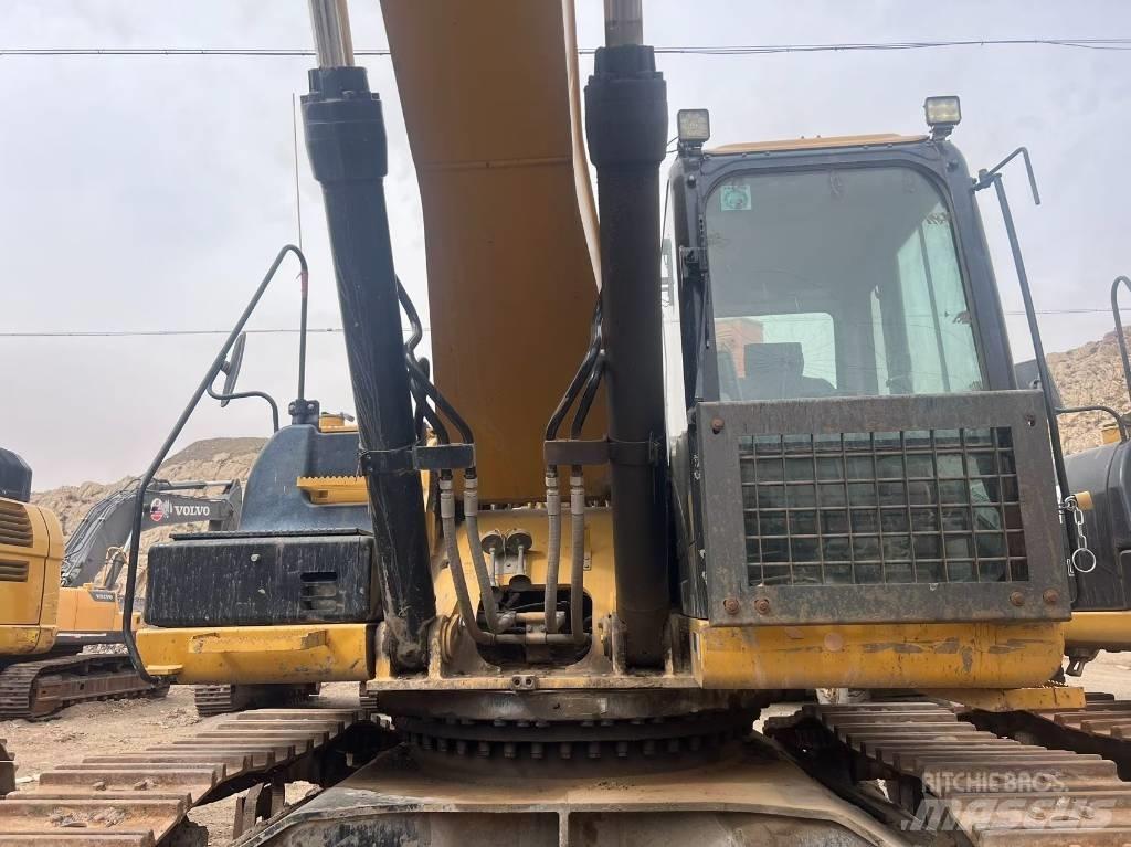 CAT 340 Bagri goseničarji