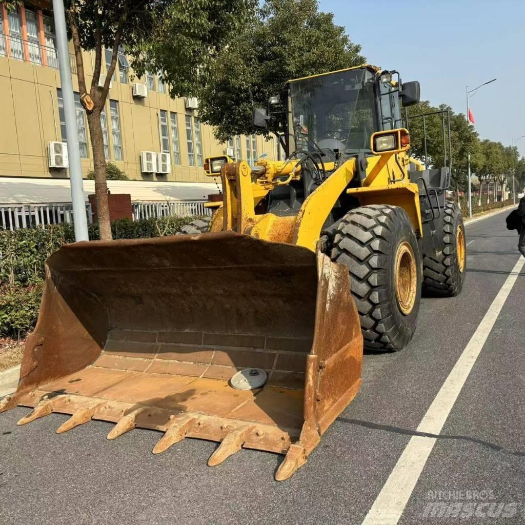 Komatsu 380-6 Kolesni nakladalci