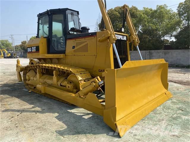 CAT D 6 G Buldožerji goseničarji