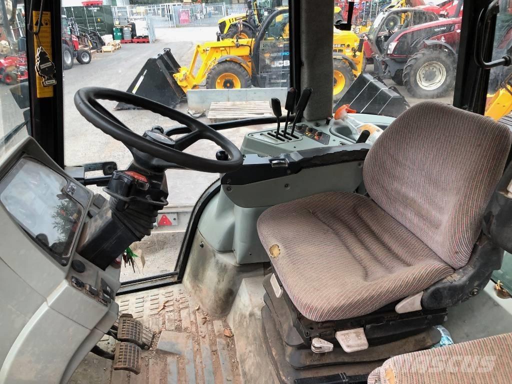 Massey Ferguson 8240 Traktorji