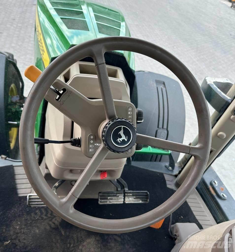 John Deere 7230 R Traktorji