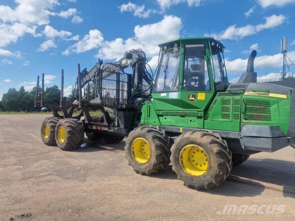 John Deere 1110G Forwarderji
