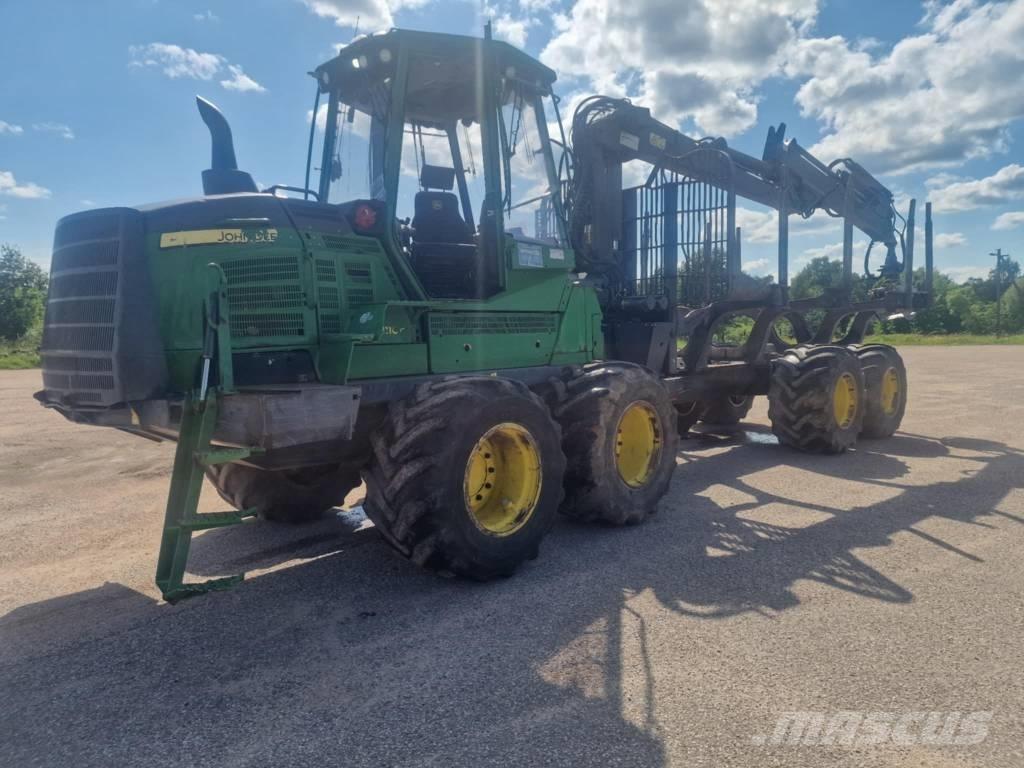 John Deere 1110G Forwarderji