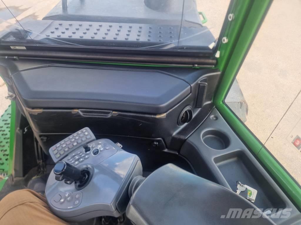 John Deere 1110G Forwarderji