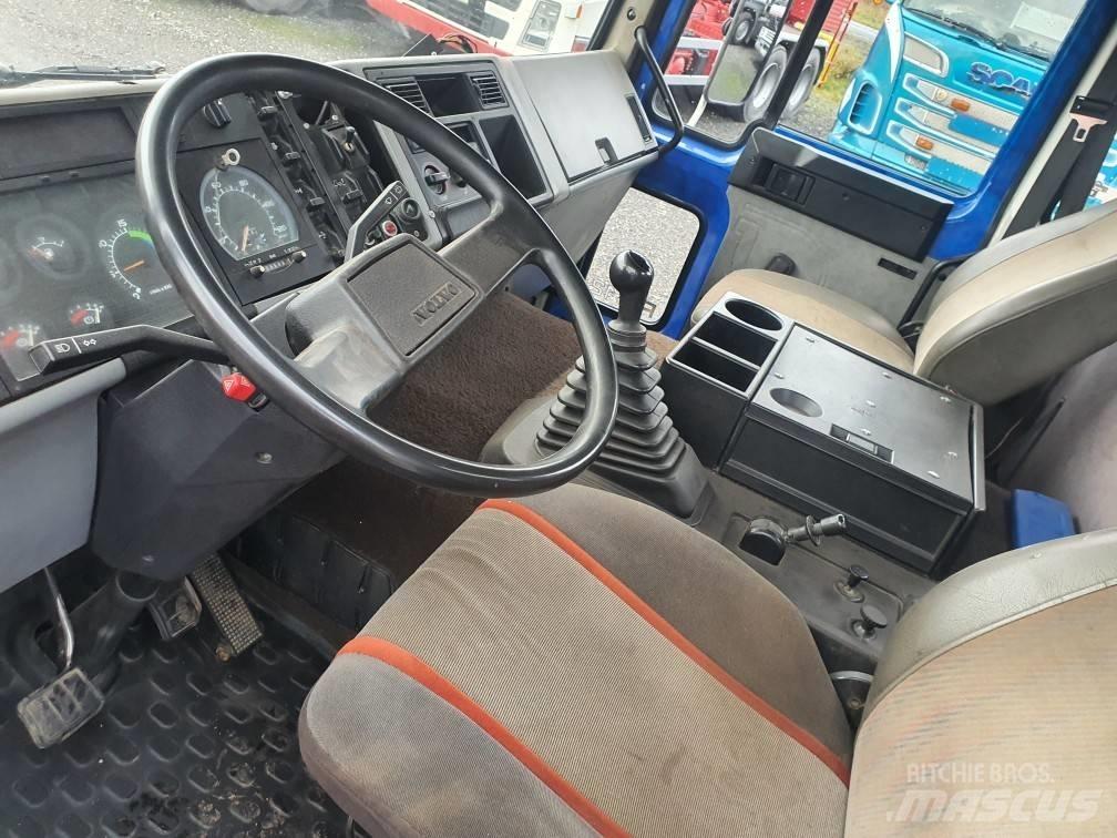 Volvo FL 612 Tovornjaki z žerjavom