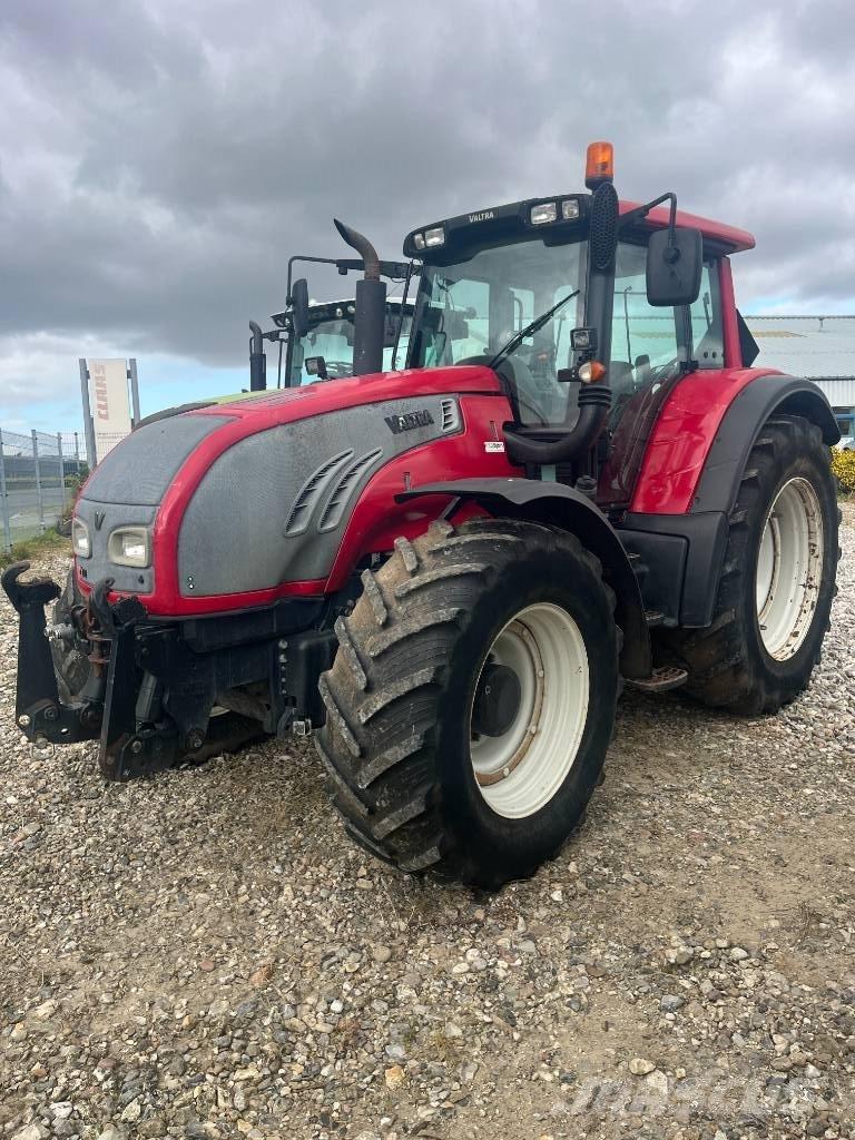 Valtra T 202 D Traktorji