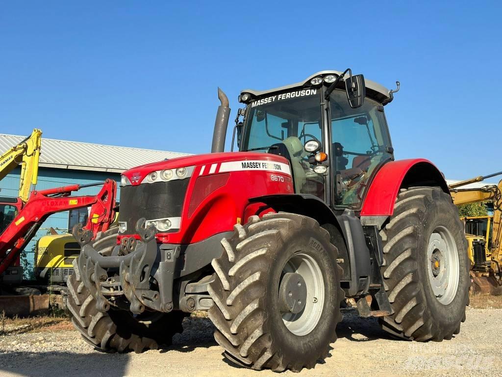 Massey Ferguson 8670 Traktorji