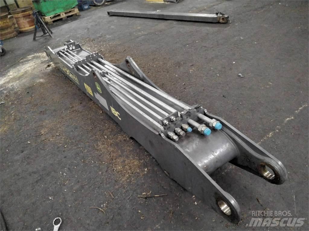 John Deere Ch9 Dvigala za gozdne kombajne