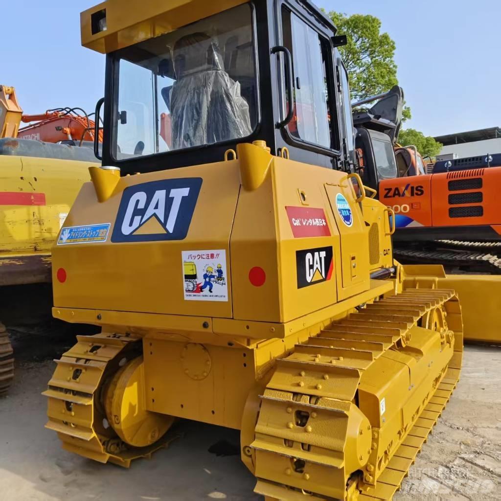 CAT D 5 K Buldožerji goseničarji