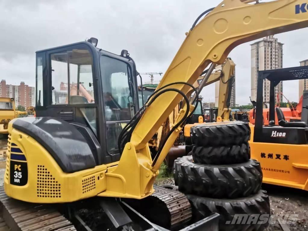 Komatsu PC 35 Mini bagri <7t