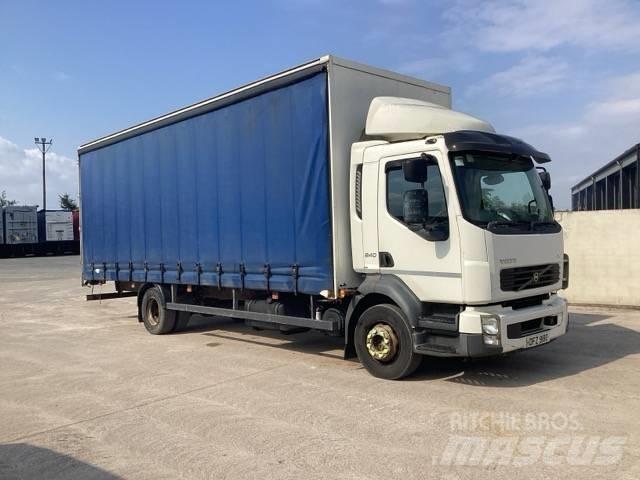 Volvo FL 240 Tovornjaki s ponjavo