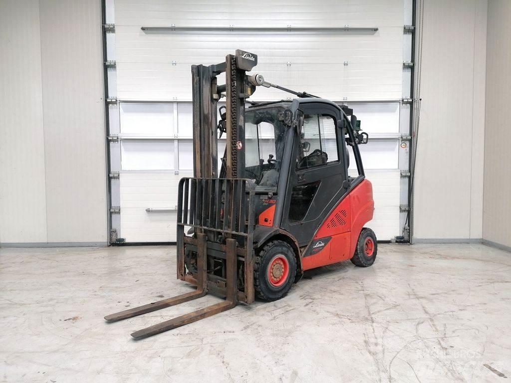 Linde H30D-02 Dizelski viličarji