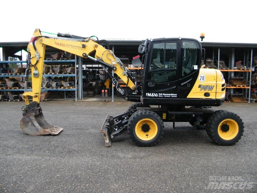 Yanmar B95W Bagri na kolesih