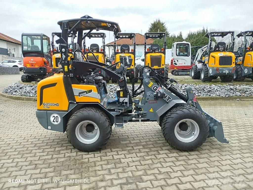 GiANT G2500 Xtra HD Skid steer mini nakladalci