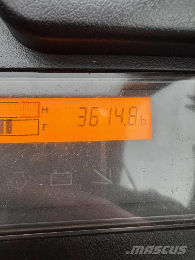 Toyota 02-8 FDF 30 Dizelski viličarji