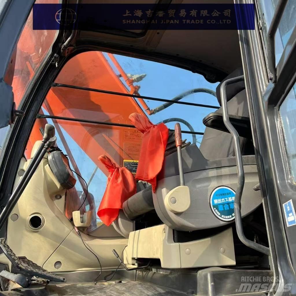 Hitachi ZX 240 Bagri goseničarji