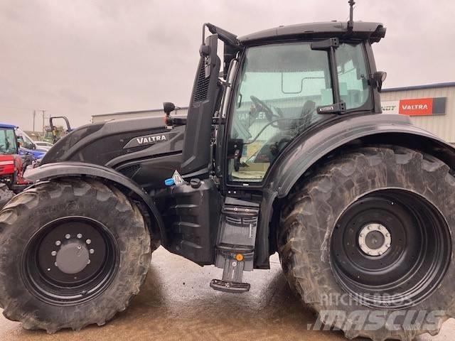 Valtra T 254 V Traktorji
