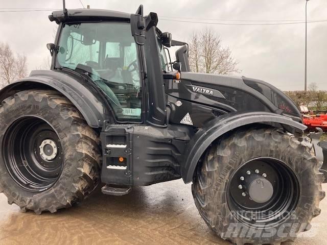 Valtra T 254 V Traktorji