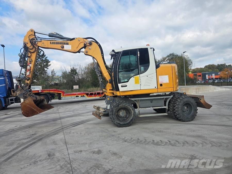 Liebherr 912 COMPACT Bagri na kolesih