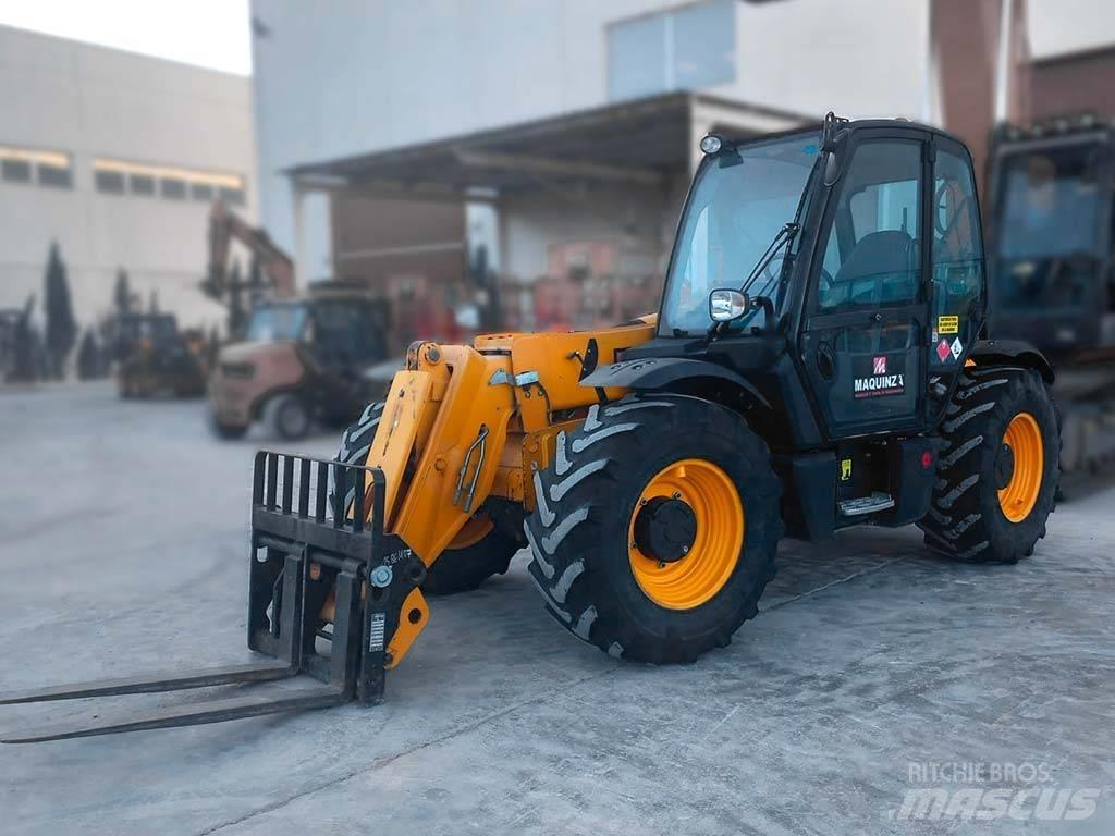 JCB 531-70 Kmetijski teleskopski nakladalci