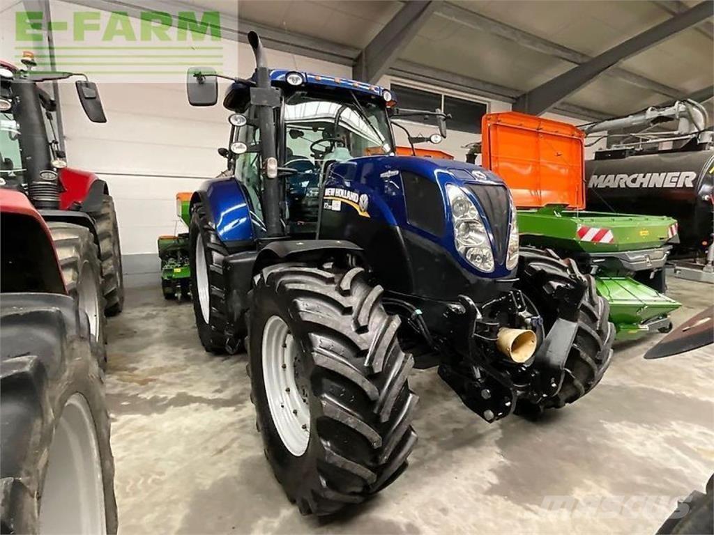 New Holland t7.210 Traktorji