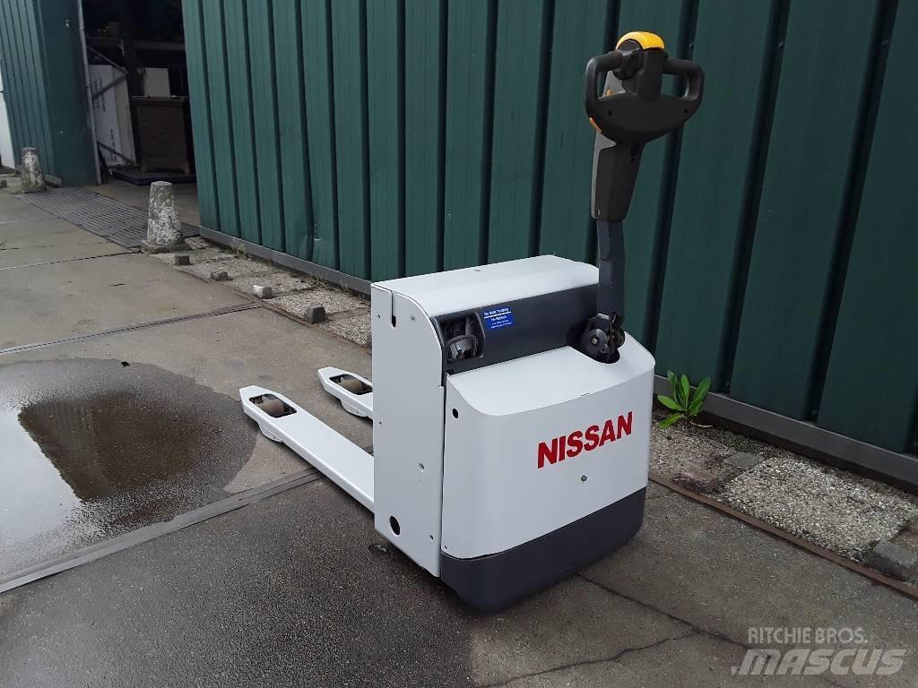 Nissan PLL160 Električni nizko dvižni viličar
