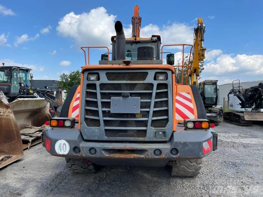 Doosan DL 420 Kolesni nakladalci