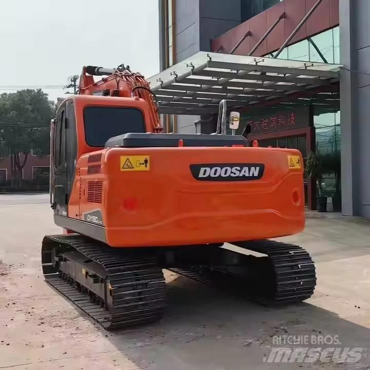 Doosan DX150LC-9C Bagri goseničarji
