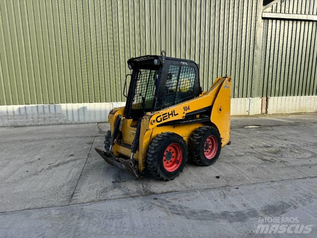 Gehl R 165 Skid steer mini nakladalci