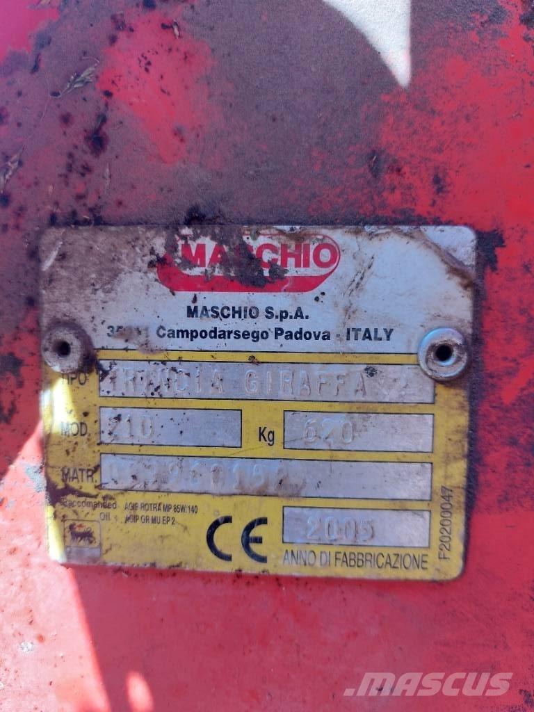Maschio Giraffa 210 Kosilnice za pašnike