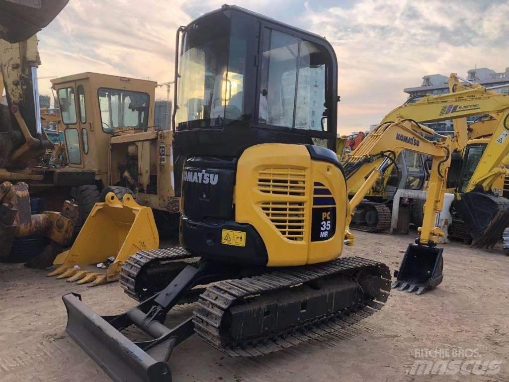 Komatsu PC35 Mini bagri <7t