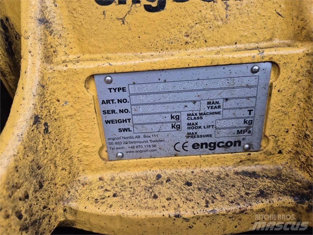 JCB Hydradig 110W Bagri na kolesih