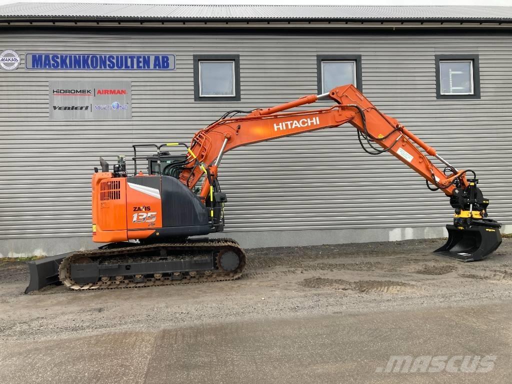 Hitachi ZX 135 US-7 Bagri goseničarji
