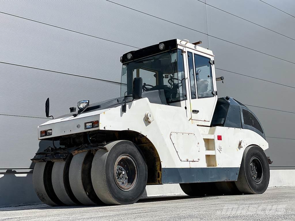 Bomag BW 24 RH Kolesni valjarji s pnevmatikami