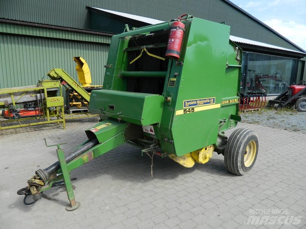 John Deere 545 Balirke (okrogle bale)