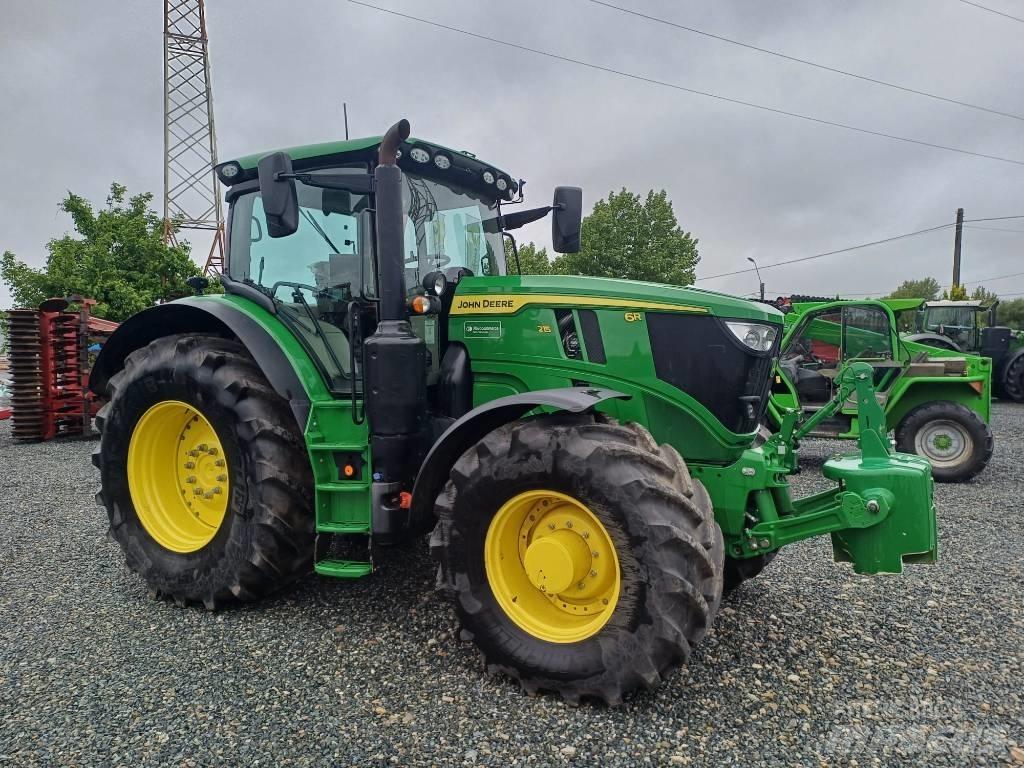 John Deere 6R 215 Traktorji
