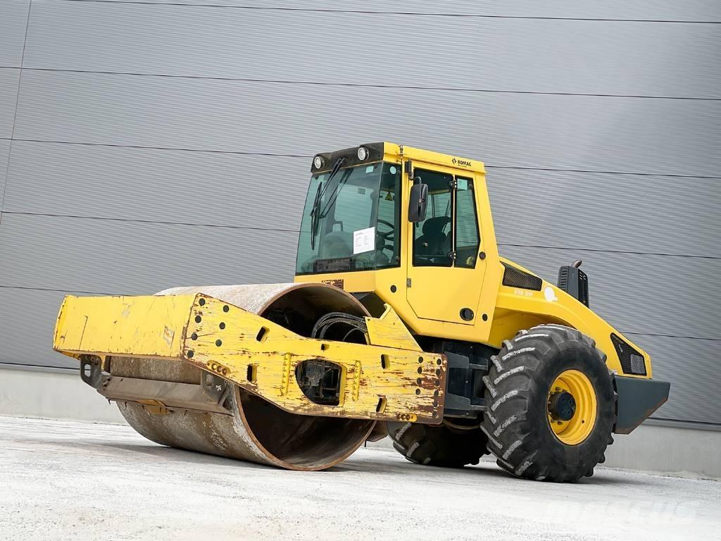 Bomag BW 216 DH-4i Enojni valjarji