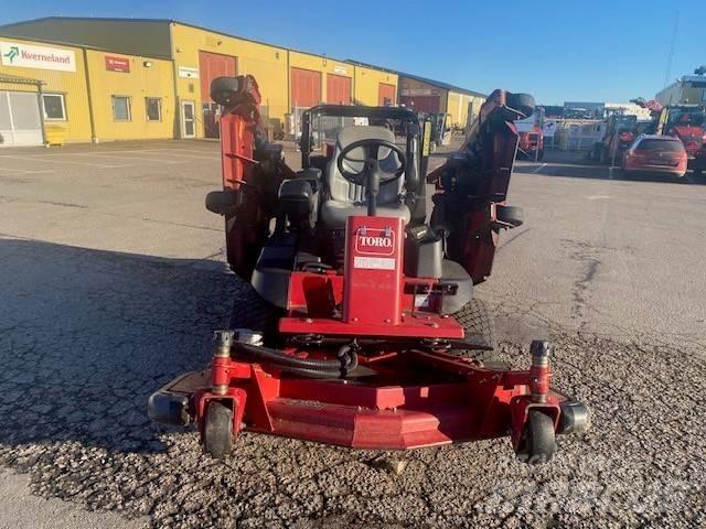 Toro 4000 Vrtni traktor kosilnice