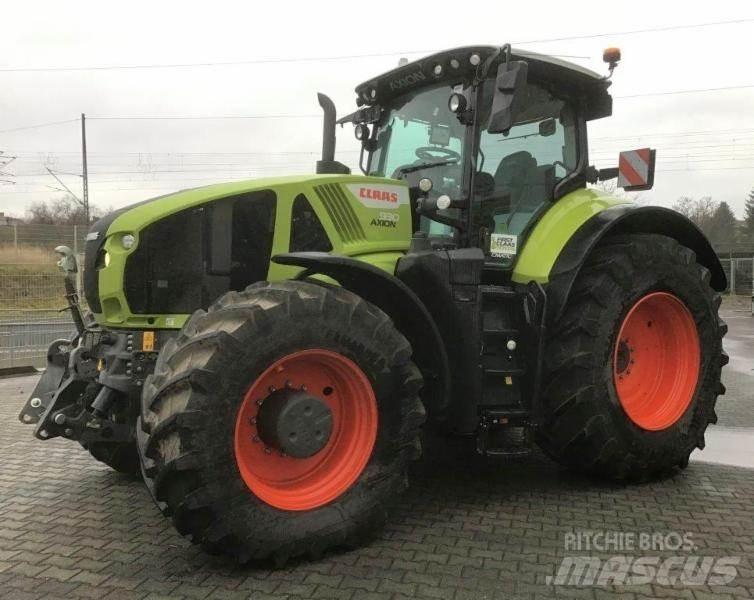 CLAAS AXION 930 Traktorji