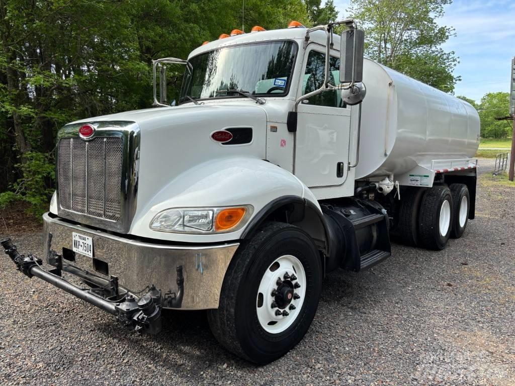 Peterbilt 348 Tovornjaki za vodo