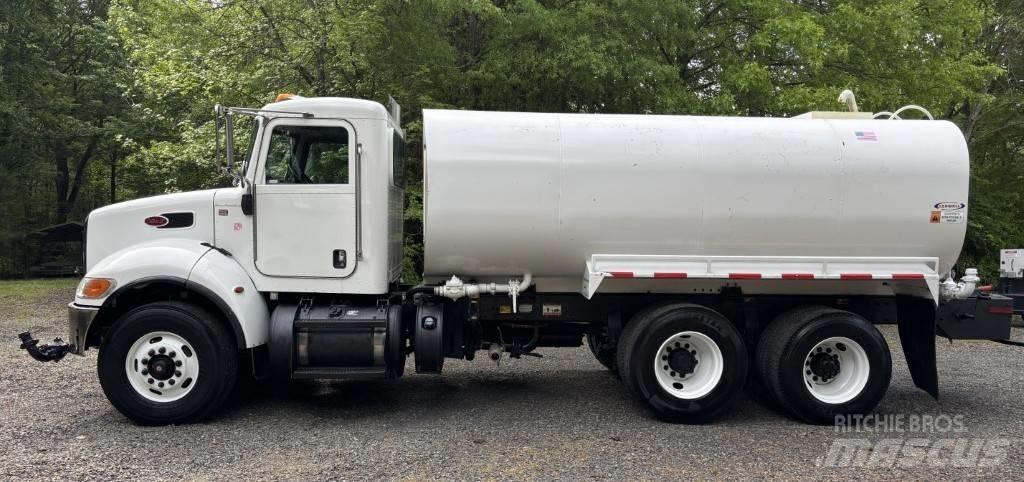 Peterbilt 348 Tovornjaki za vodo