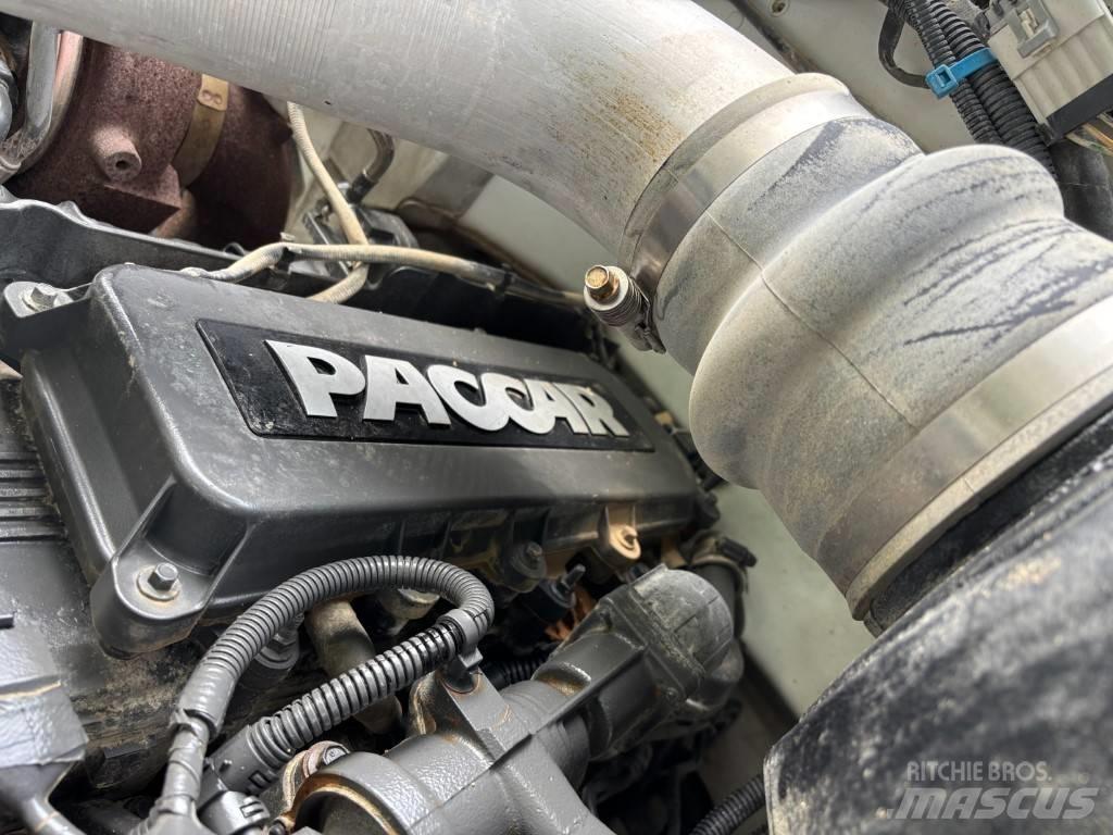 Peterbilt 348 Tovornjaki za vodo