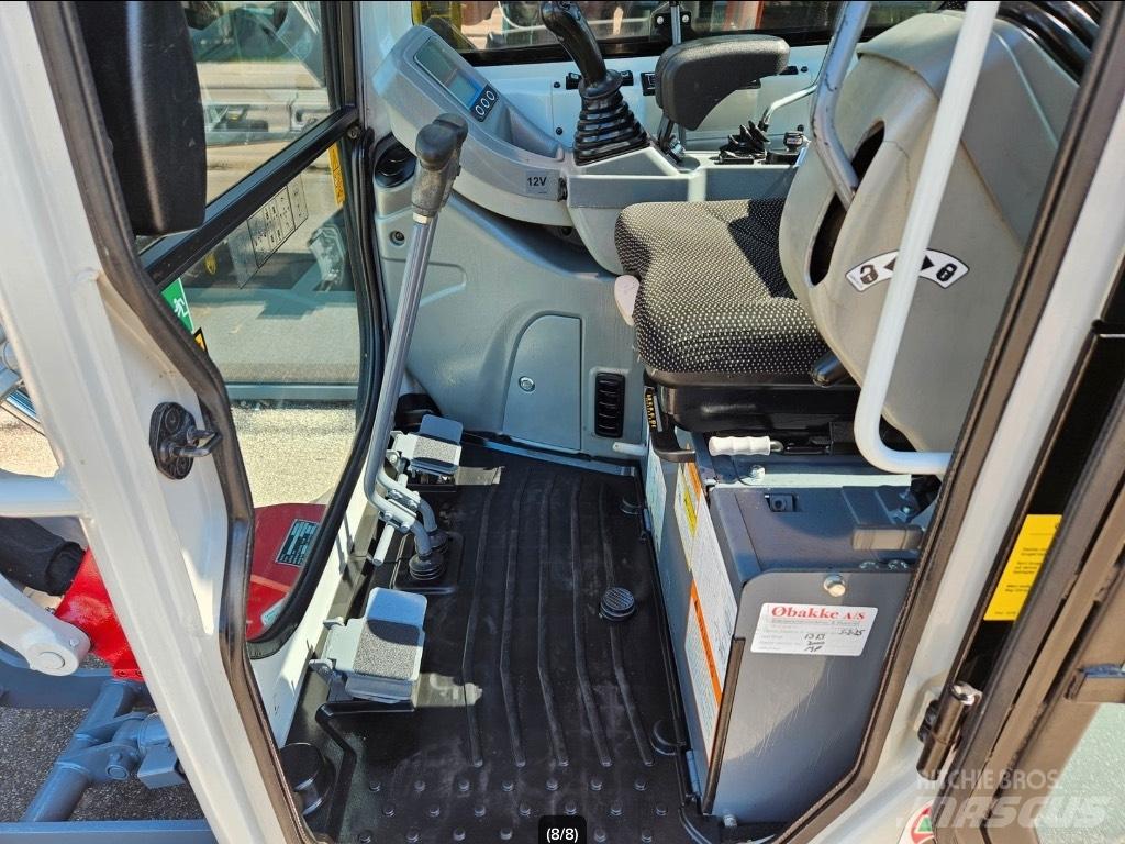 Takeuchi TB 216 Mini bagri <7t